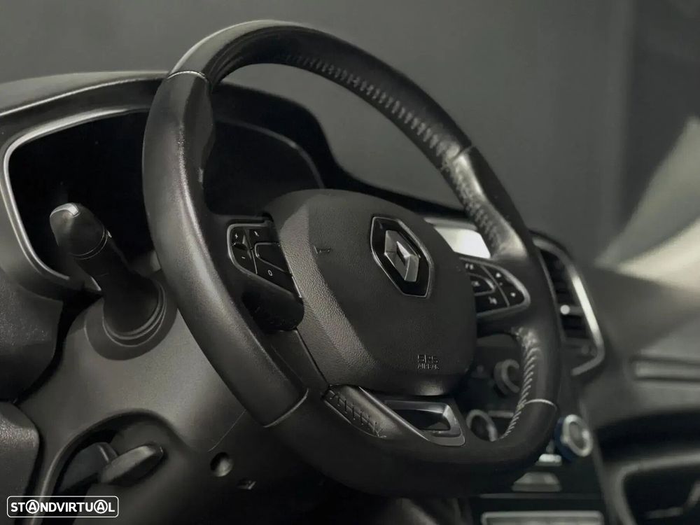 Renault Mégane Sport Tourer - 5