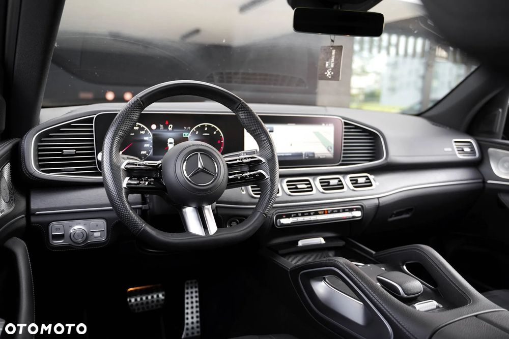 Mercedes-Benz GLE - 25