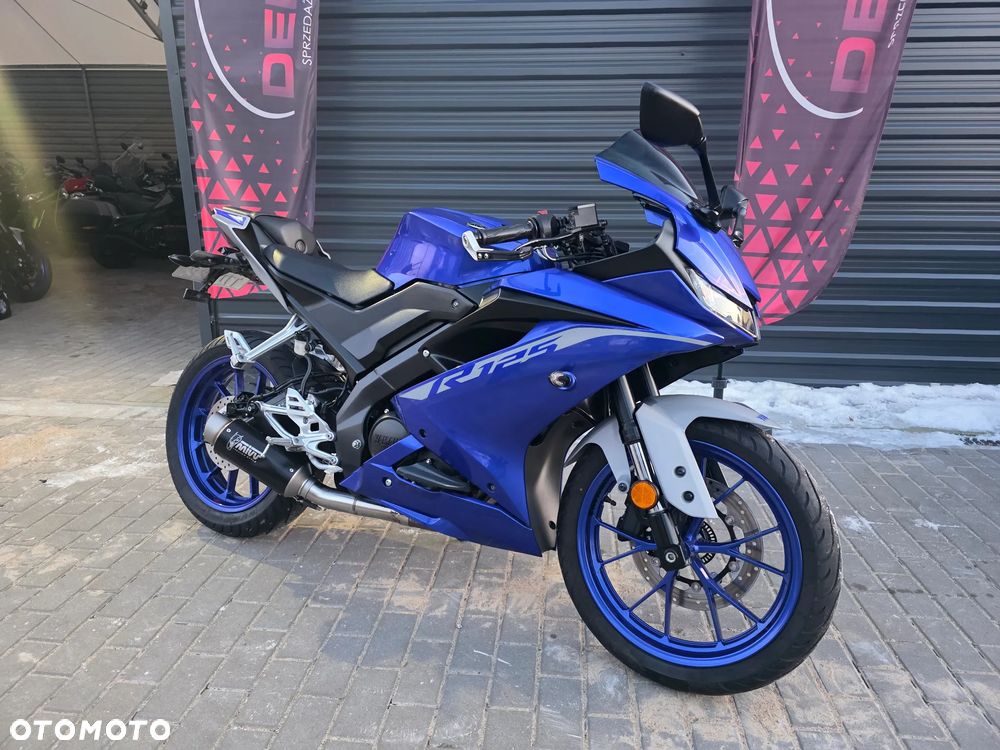 Yamaha YZF - 23