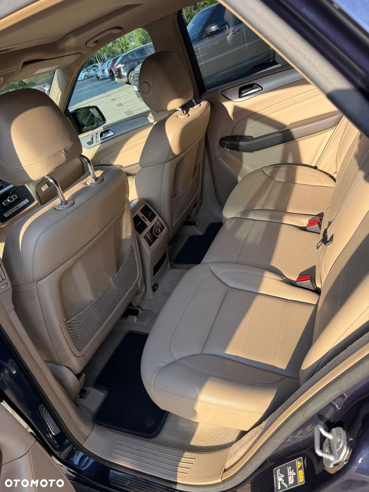 Mercedes-Benz ML 350 BlueTEC 4-Matic - 15