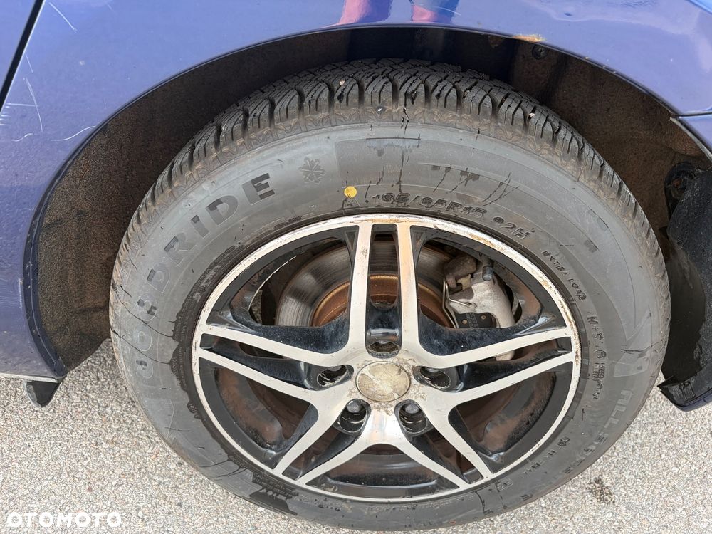 Mazda 3 1.6 Comfort EU5 - 12