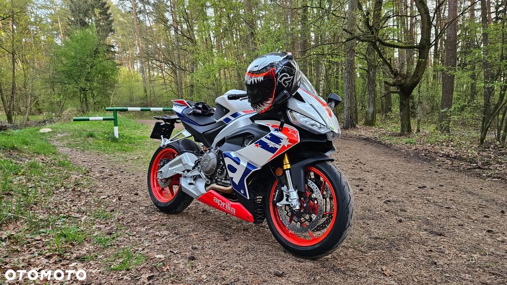 Aprilia RS - 9