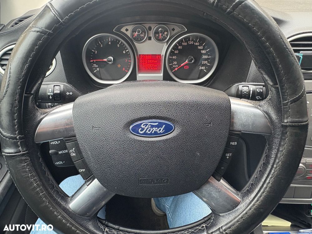 Ford Focus 1.6 16V Aut. Titanium - 10