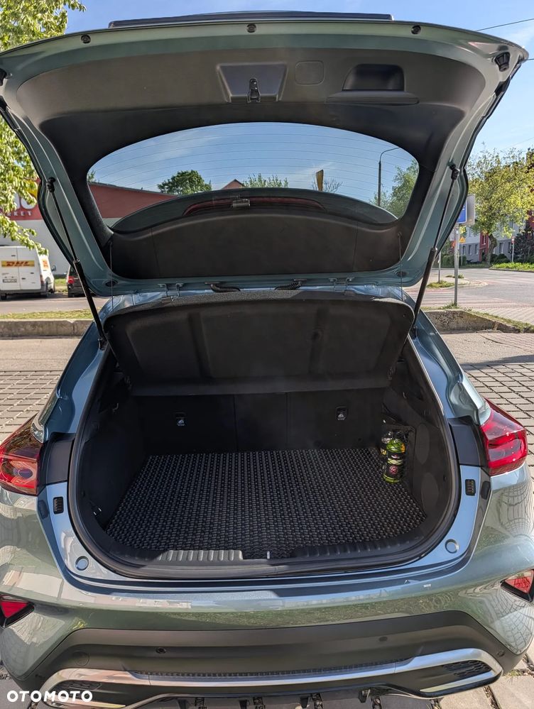 Kia XCeed 1.5 T-GDI Business Line DCT - 4