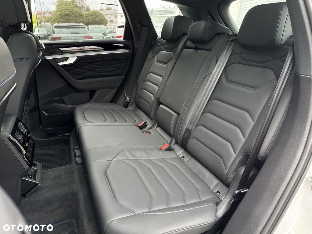 Volkswagen Touareg 3.0 V6 TFSI PHEV 340kW 4Motion R - 13