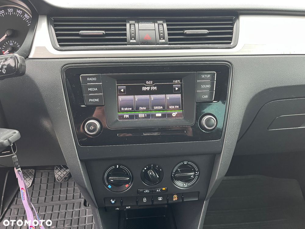 Skoda RAPID Spb 1.2 TSI Ambition - 12