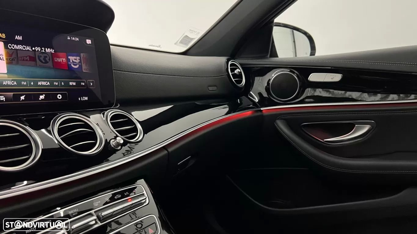 Mercedes-Benz E 300 de AMG Line - 30