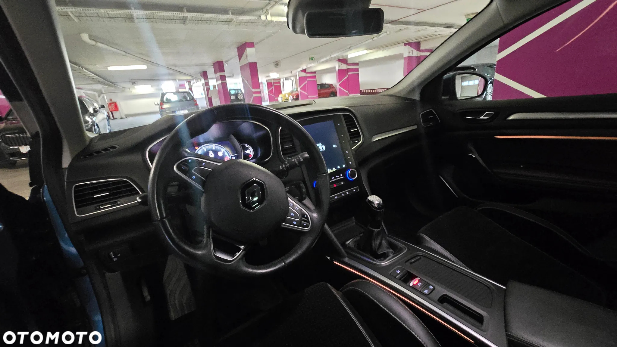 Renault Megane 1.6 SCe Intens - 6