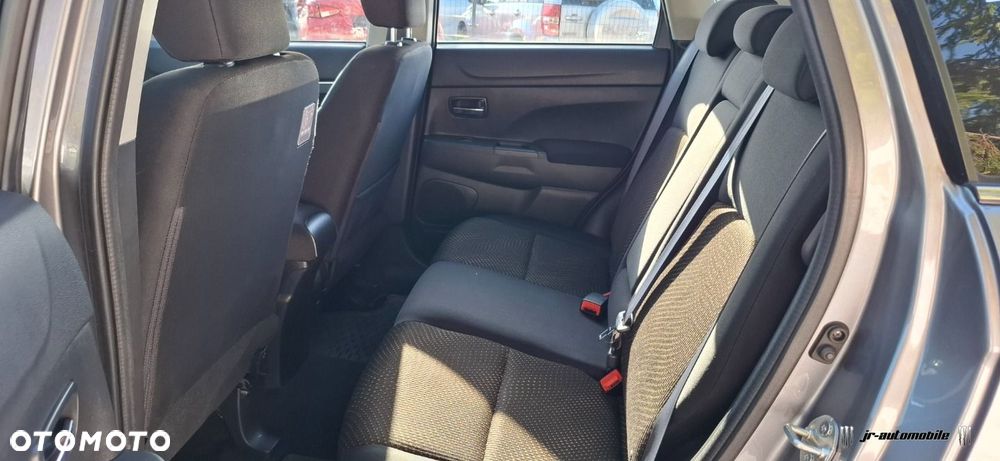 Mitsubishi ASX - 11