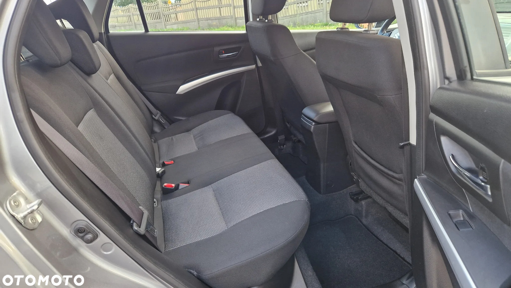 Suzuki SX4 S-Cross 1.6 DDiS Premium - 11