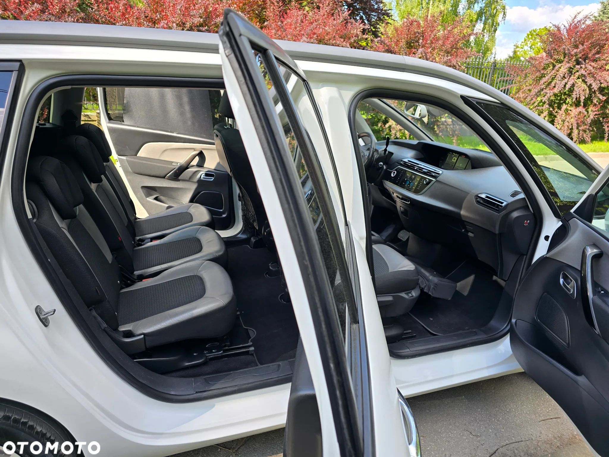 Citroën C4 Grand Picasso 2.0 BlueHDi Exclusive - 24