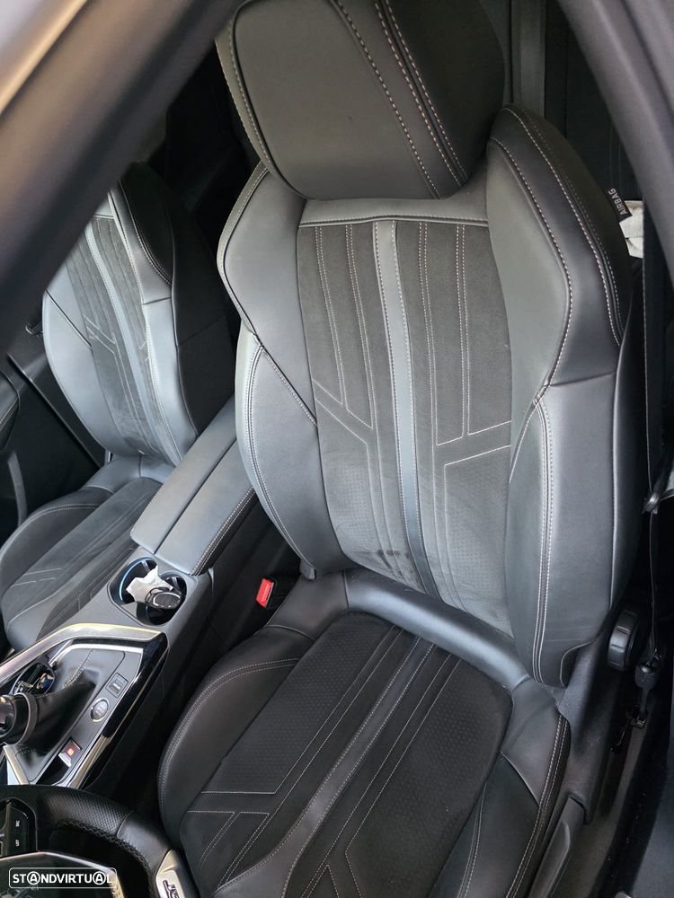 Peugeot 3008 1.5 BlueHDi GT Line - 24