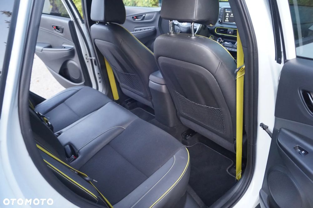 Hyundai Kona - 24