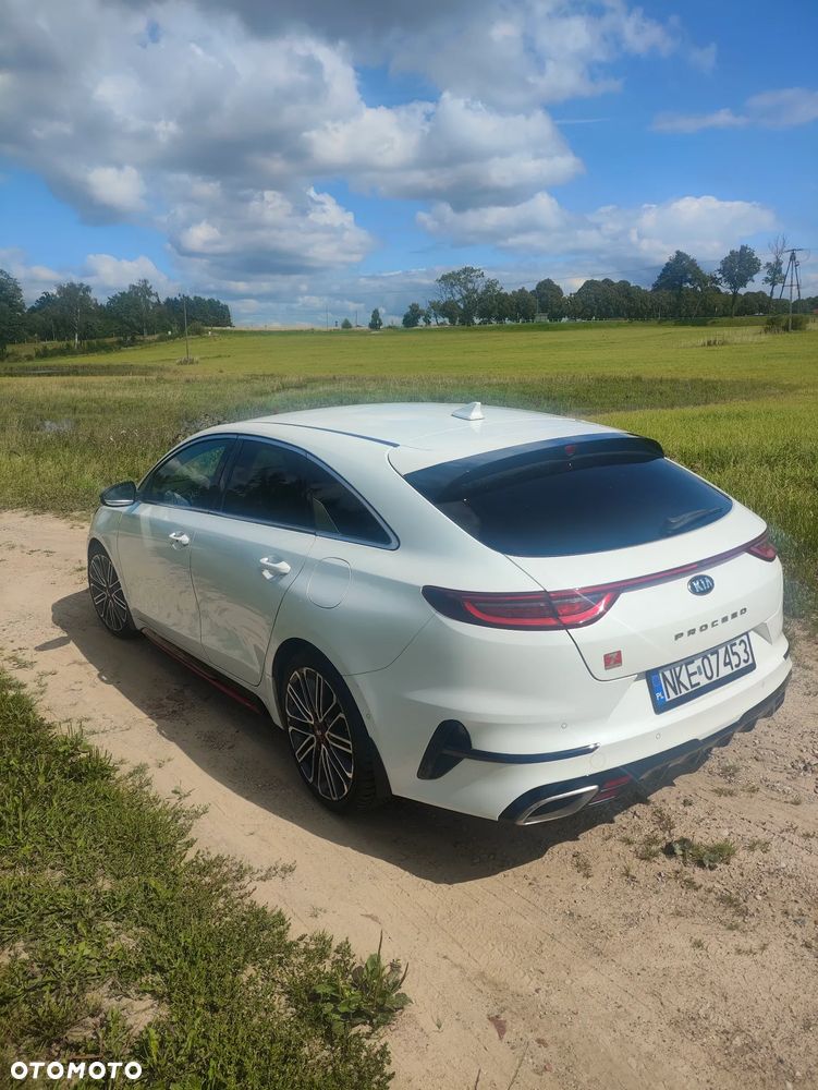 Kia ProCeed - 5