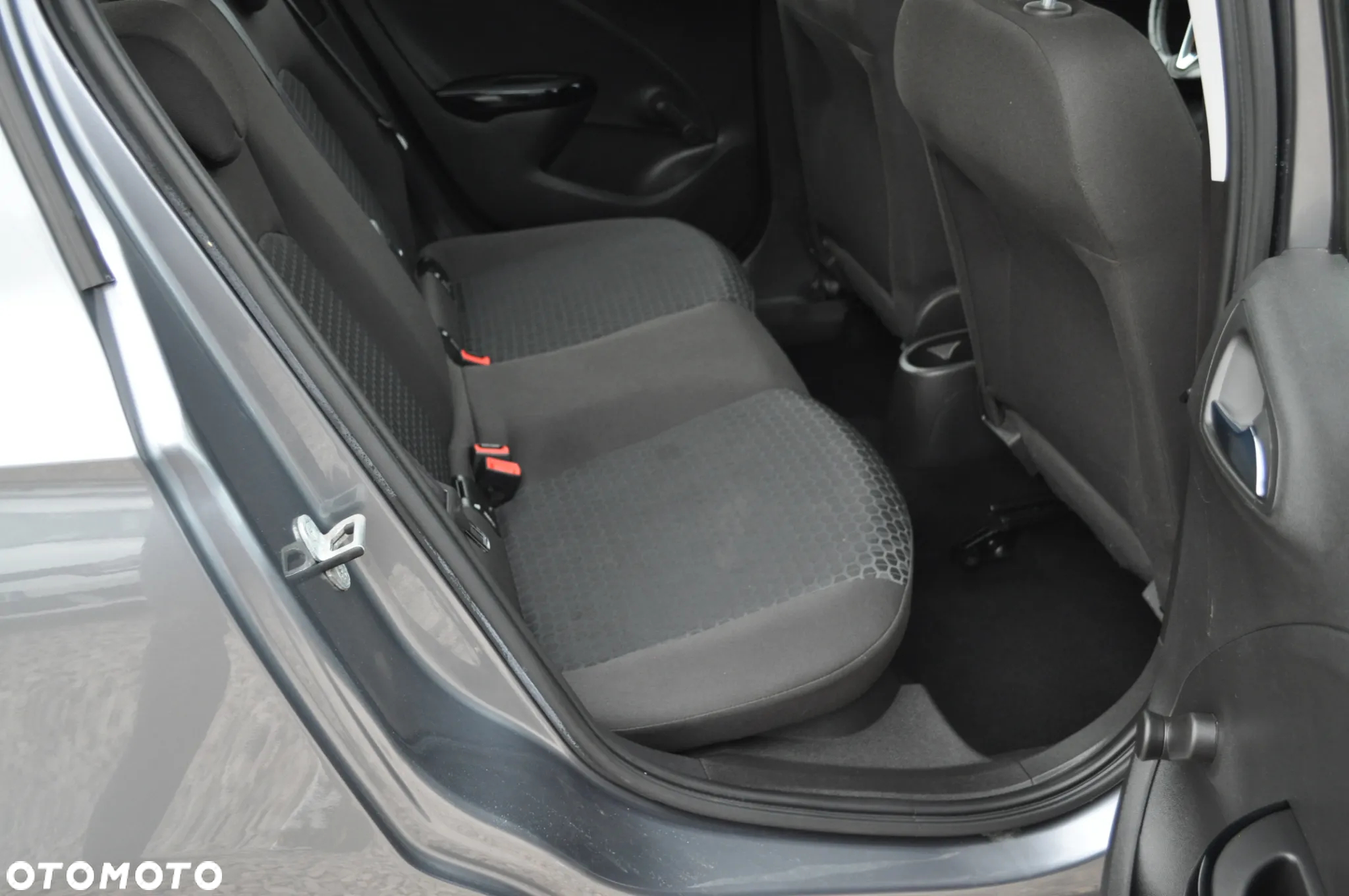 Opel Corsa 1.4 Color Edition - 17