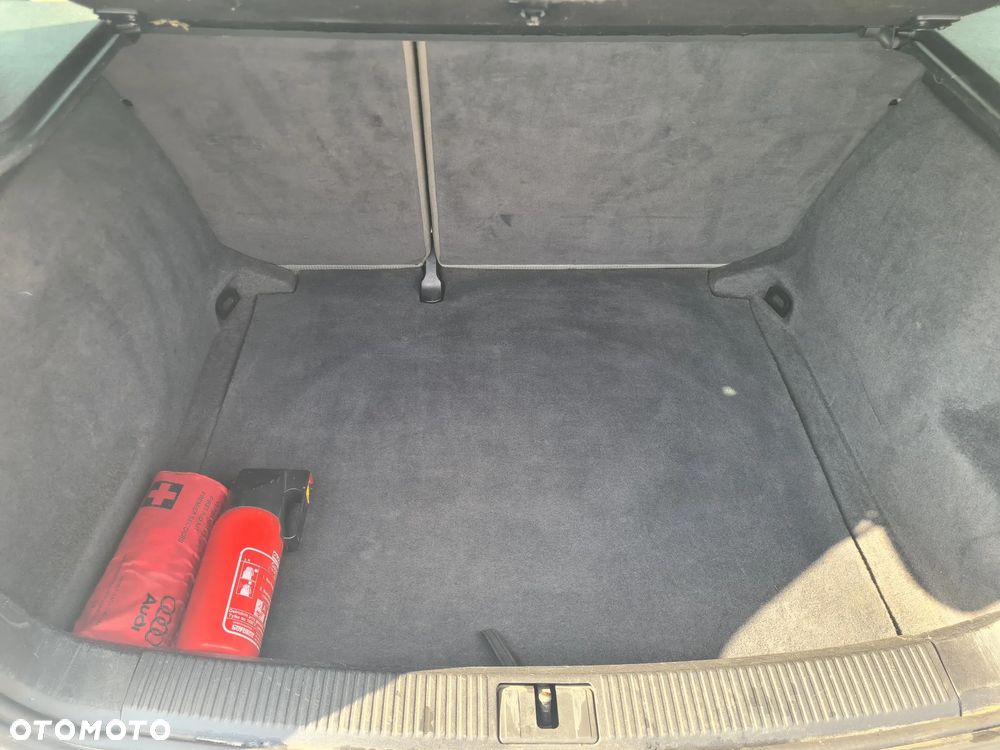 Audi A3 Sportback - 8
