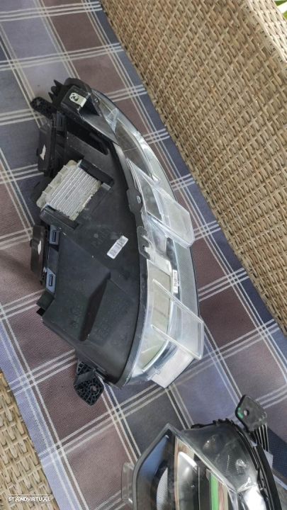 conjunto de faróis bi-xenon completos citroen Jumpy - 9
