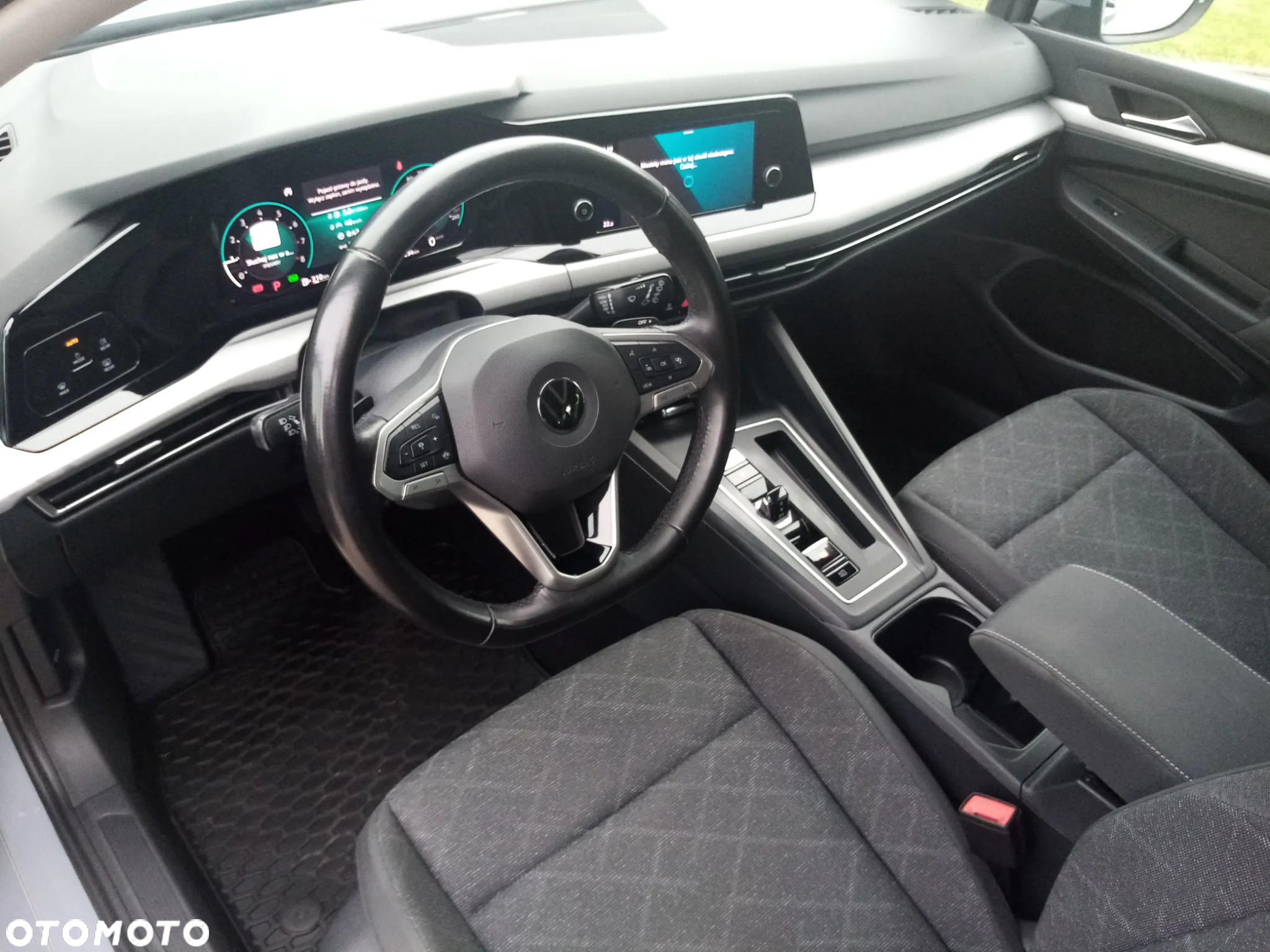 Volkswagen Golf - 9