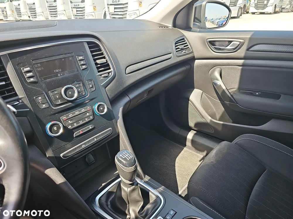 Renault Megane 1.2 Energy TCe Limited - 16