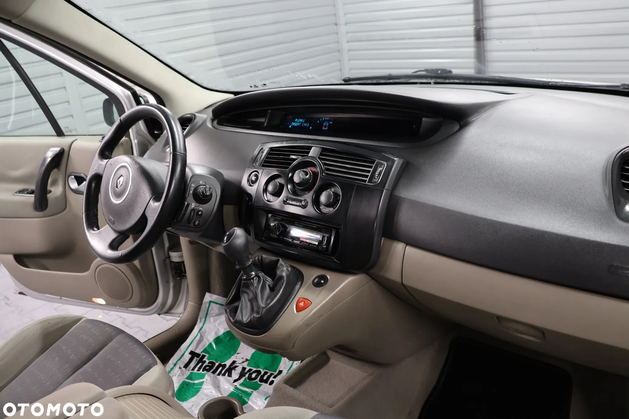 Renault Scenic 1.9 dCi Emotion - 9