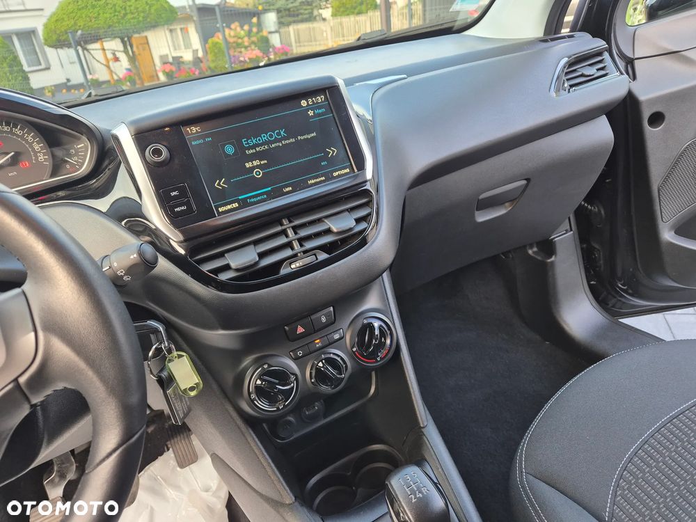 Peugeot 208 1.2 PureTech Active - 16
