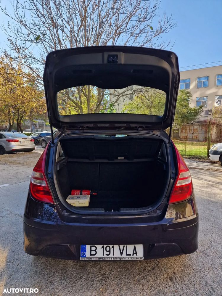 Hyundai i30 1.6 DOHC CLASSIC - 5