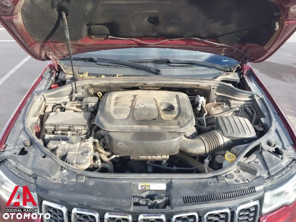 Jeep Grand Cherokee - 10