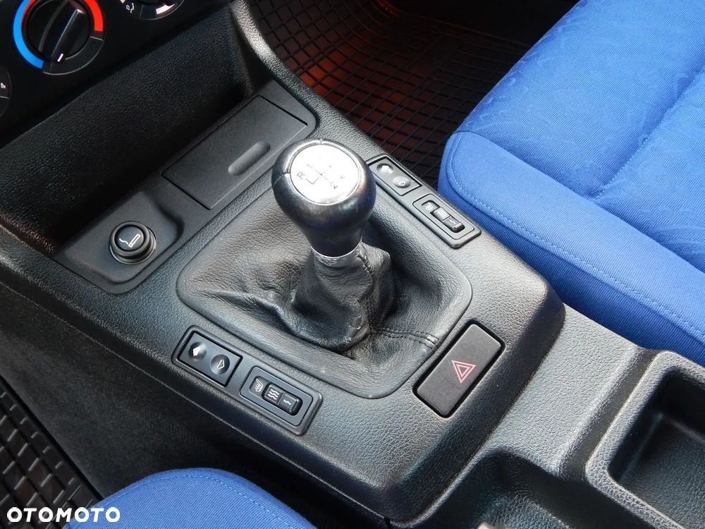 BMW Seria 3 - 15