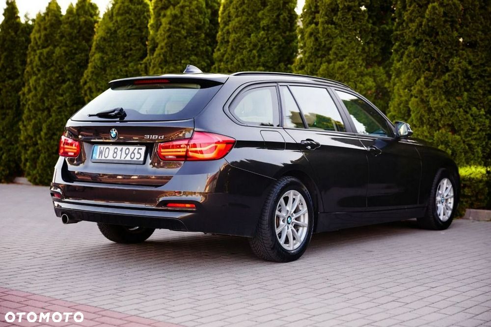 BMW Seria 3 318d Edition Luxury Line Purity - 6