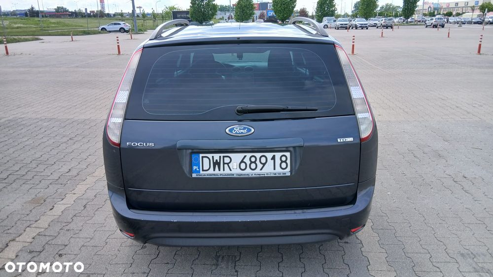 Ford Focus - 5