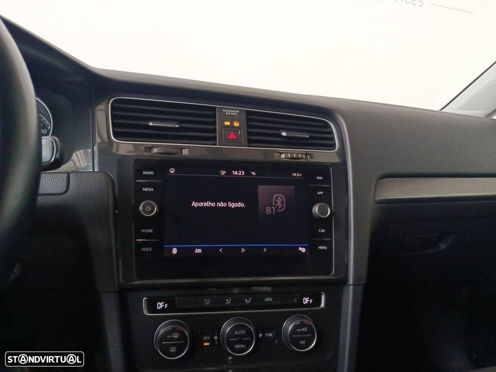 VW Golf Variant 1.0 TSI Confortline - 21