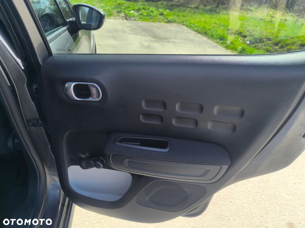 Citroën C3 1.2 PureTech Shine S&S EAT6 - 22