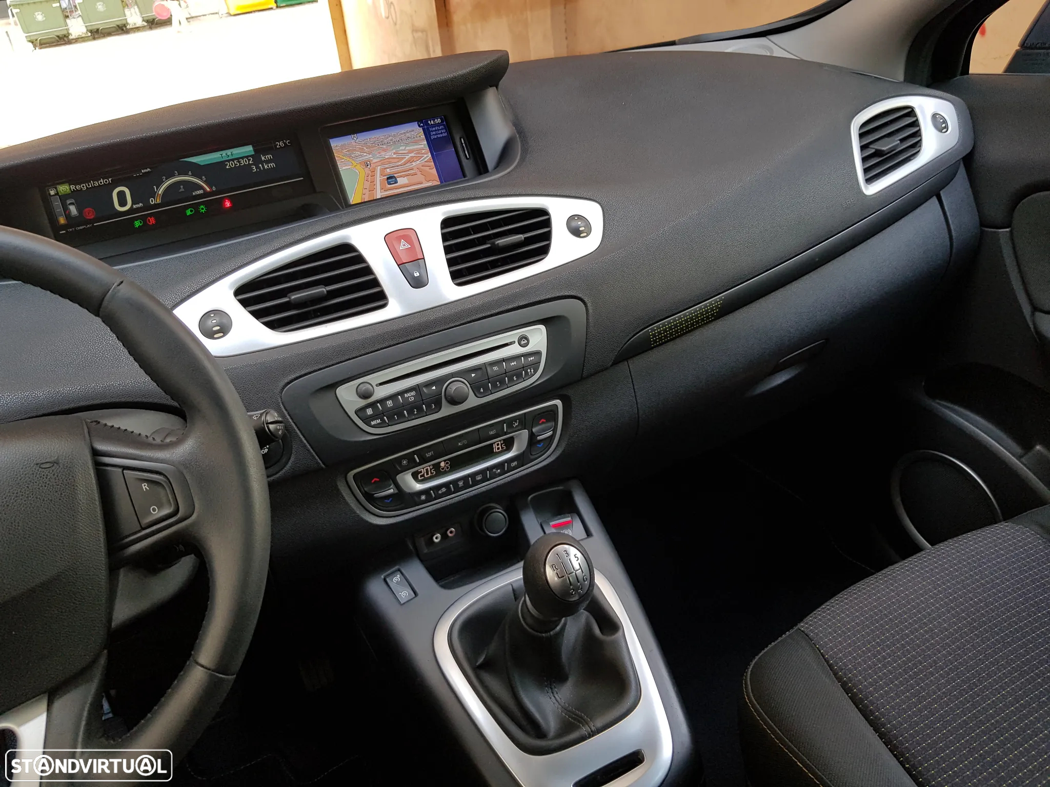 Renault Scénic 1.5 dCi Dynamique S - 48