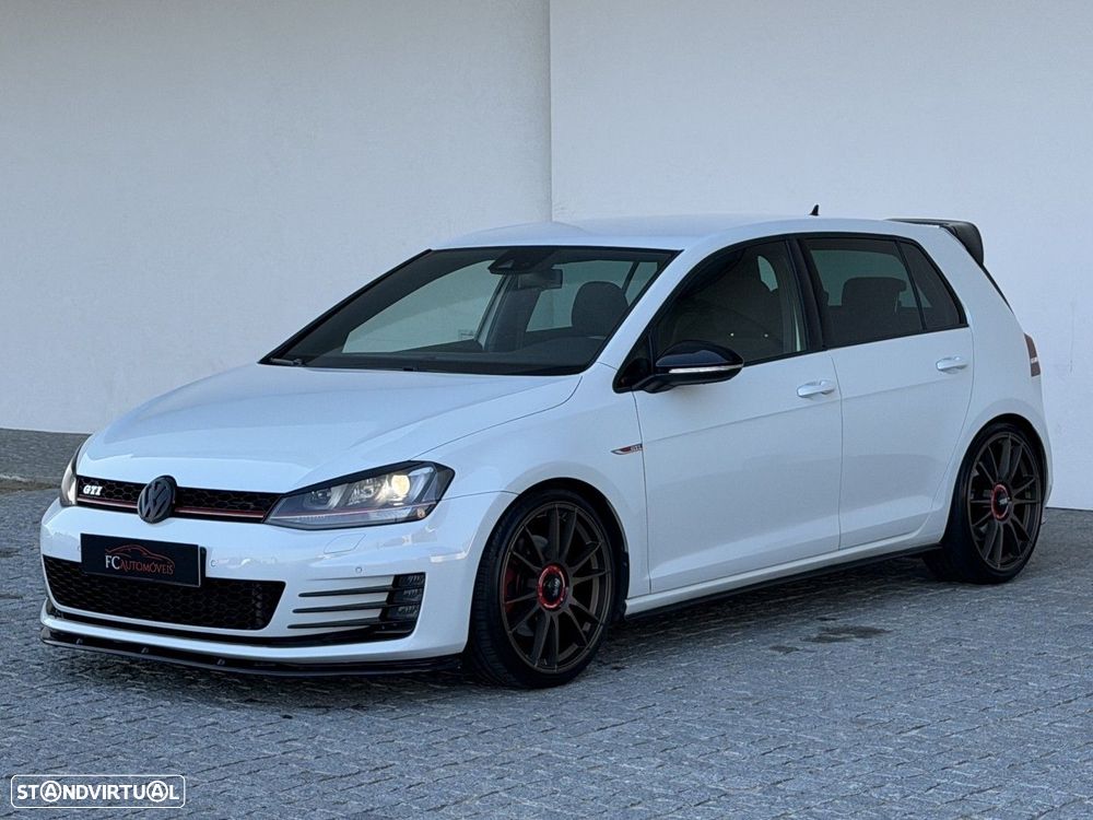 VW Golf 2.0 TSi GTi DSG - 9