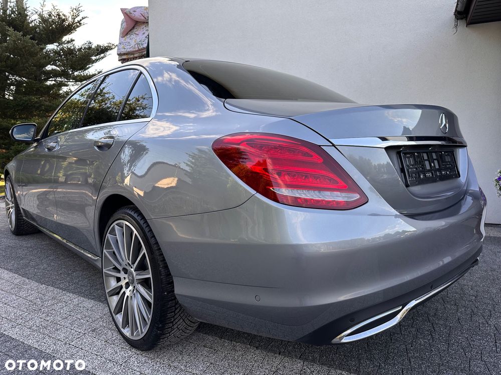 Mercedes-Benz Klasa C 180 T Kompressor Automatik BlueEFFICIENCY Avantgarde - 23