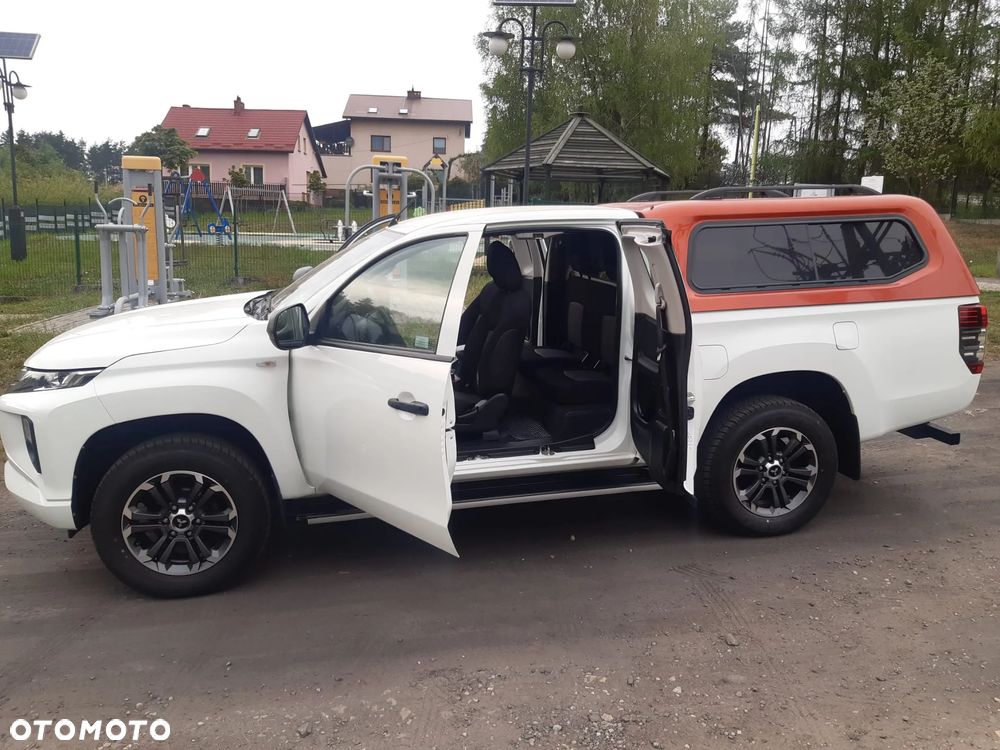 Mitsubishi L200 Pick Up 4x4 S&S Double Cab Basis - 10