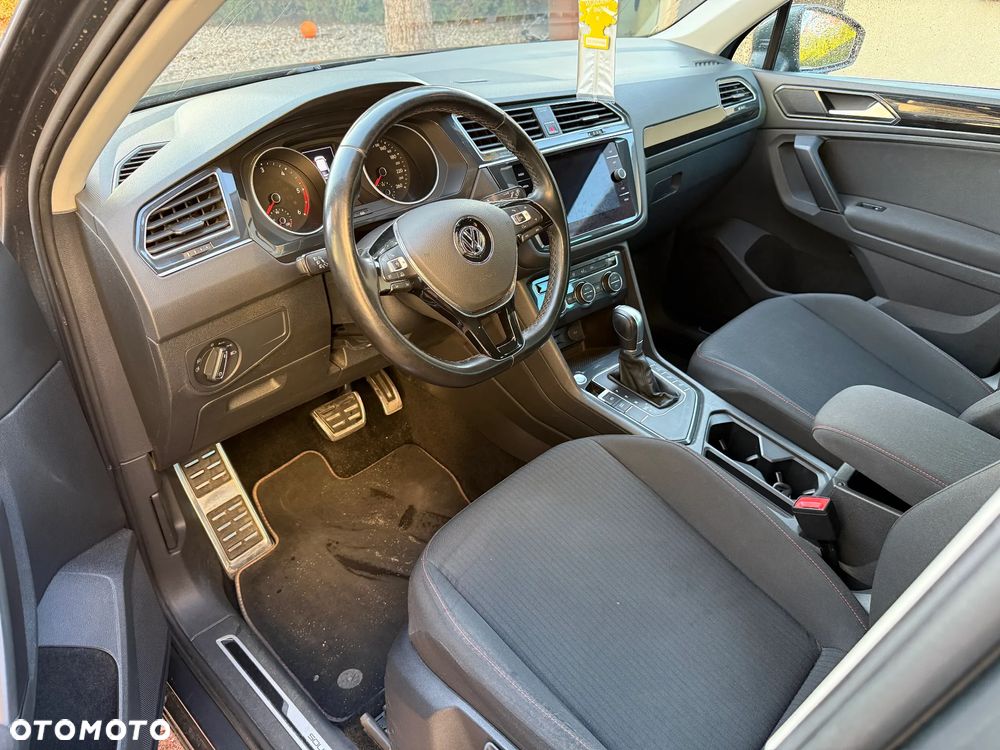 Volkswagen Tiguan - 11