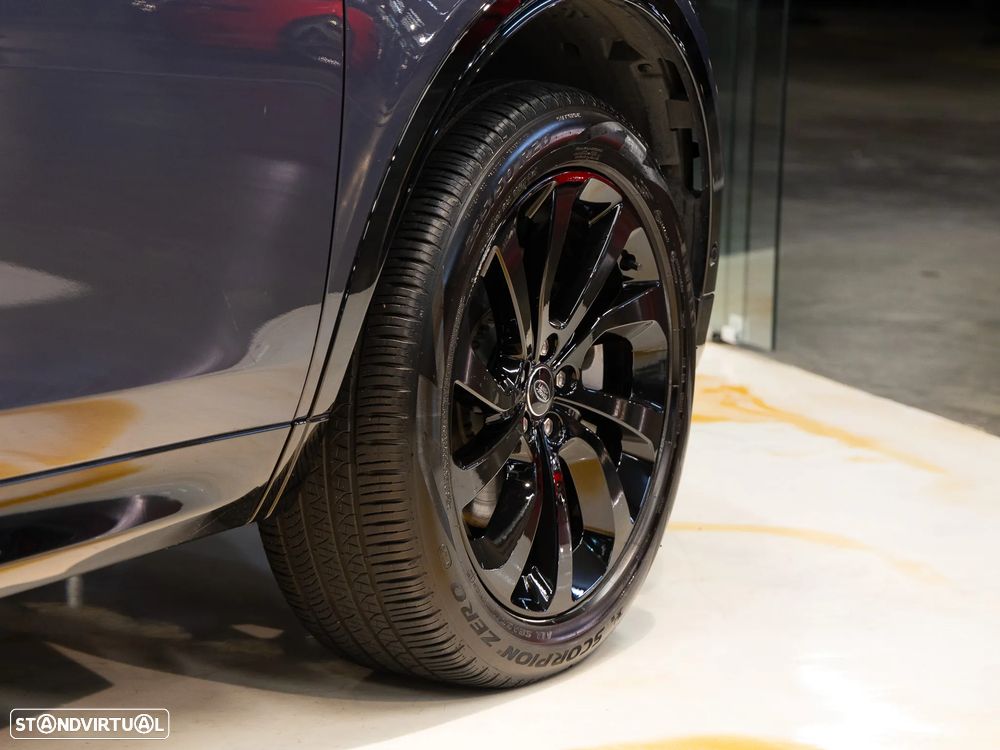 Land Rover Discovery Sport - 25
