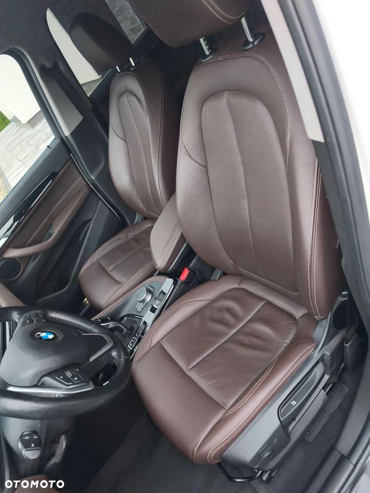 BMW X1 sDrive18d Business Edition - 14