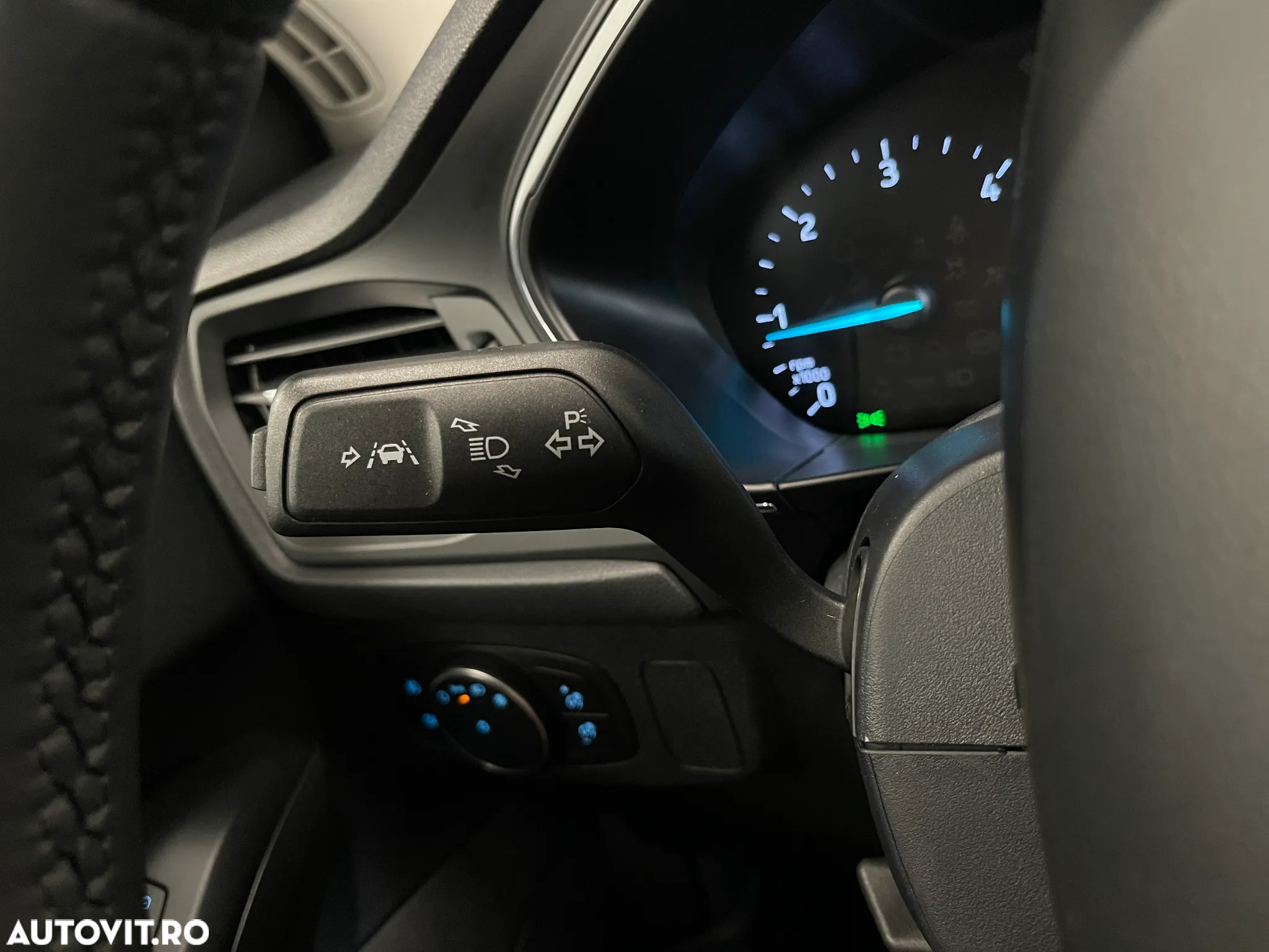 Ford Focus 2.0 EcoBlue Titanium - 27