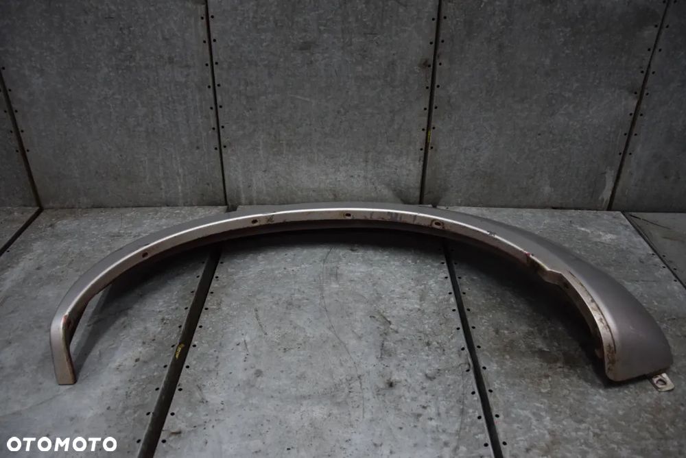 NISSAN NAVARA D22 LISTWA BŁOTNIKA LEWA  TYŁ 4D - 7