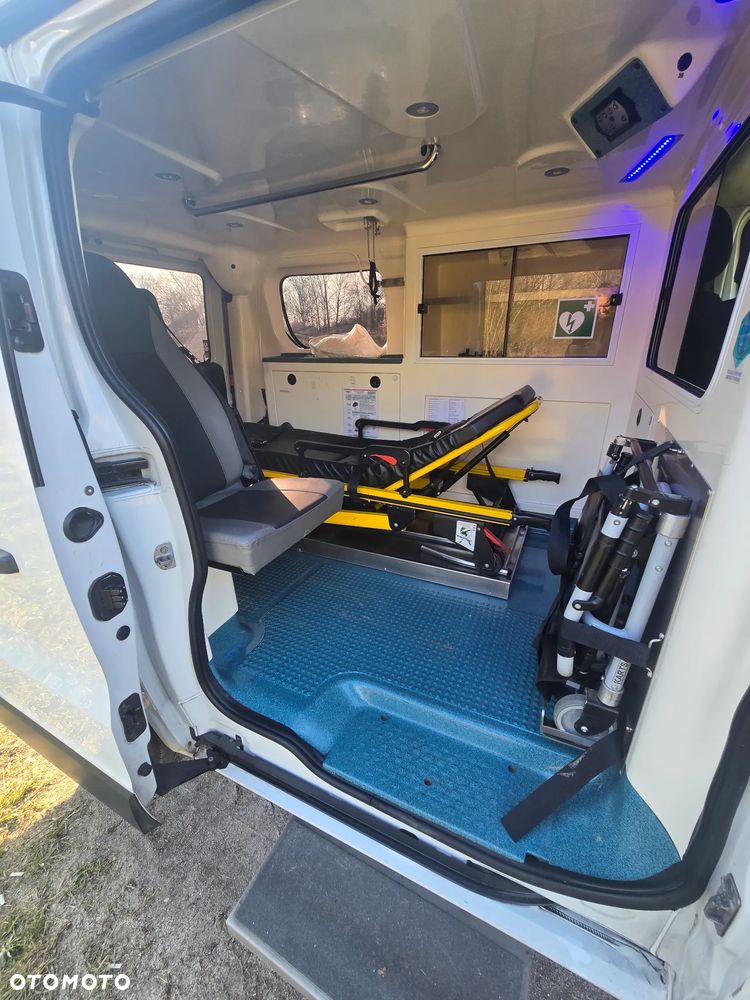 Opel Vivaro 1.6dci Karetka Ambulans Nosze - 12