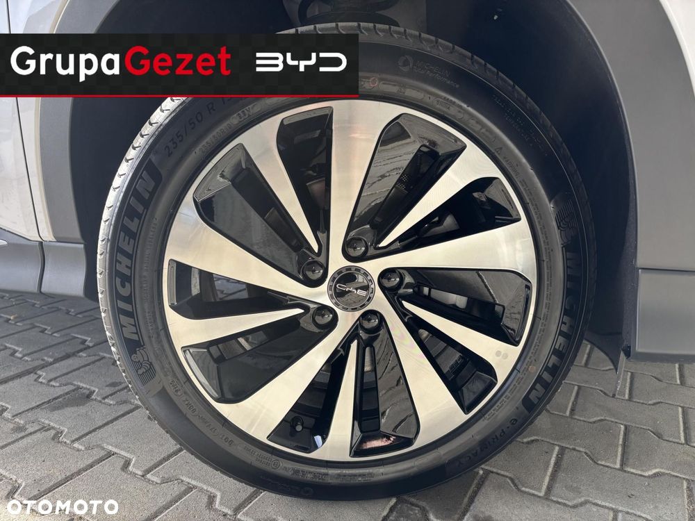 BYD Seal U - 22