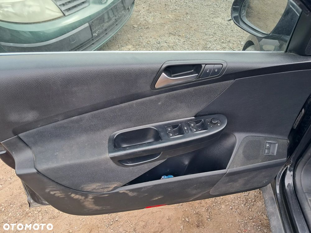 DAWCA CZĘŚCI VW PASSAT B6 VARIANT 2006 2.0 TDI BKP LAK L041 - 10