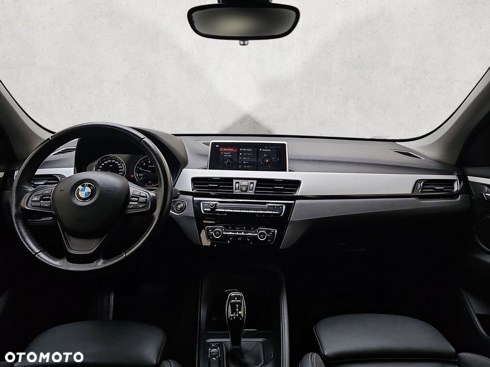 BMW X1 sDrive18i - 30