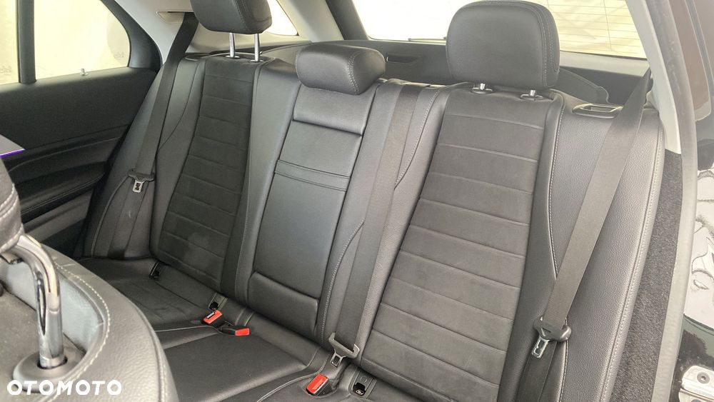Mercedes-Benz GLE 300 d 4-Matic - 11