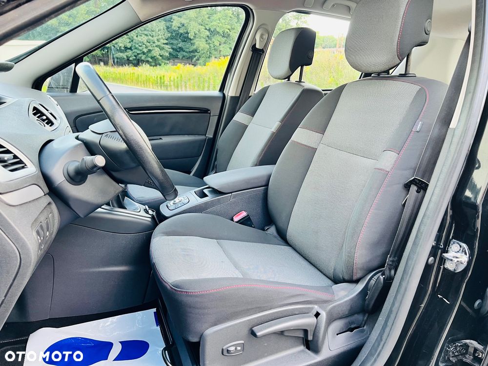 Renault Scenic 1.6 16V 110 Paris - 26