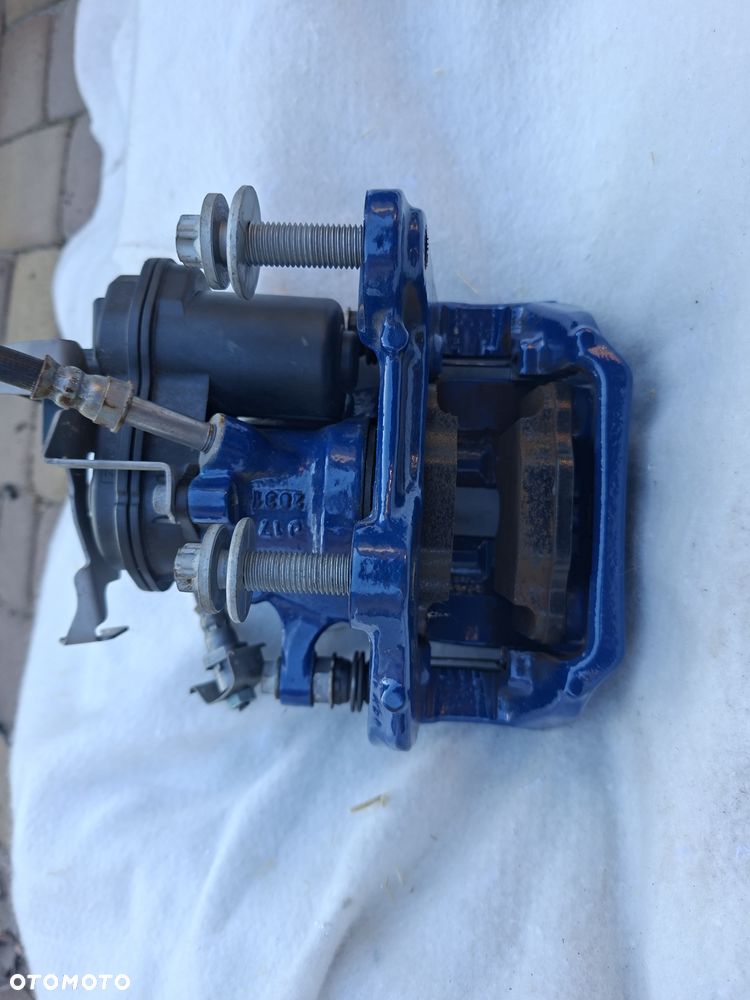 BMW g30 g31 g32 hamulce Mpakiet zestaw 100% orginał tarcze kolcki i zaciski!! - 15