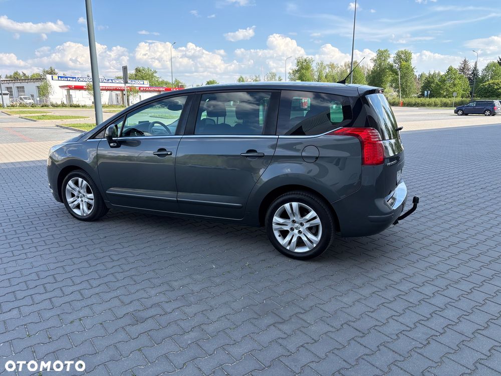 Peugeot 5008 HDI FAP 110 Platinum - 8