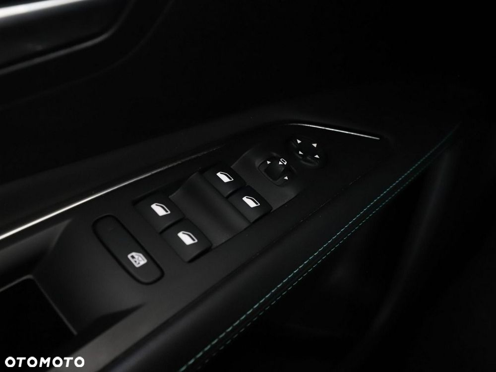 Peugeot 3008 1.6 PureTech Hybrid PHEV Allure Pack S&S EAT8 - 39